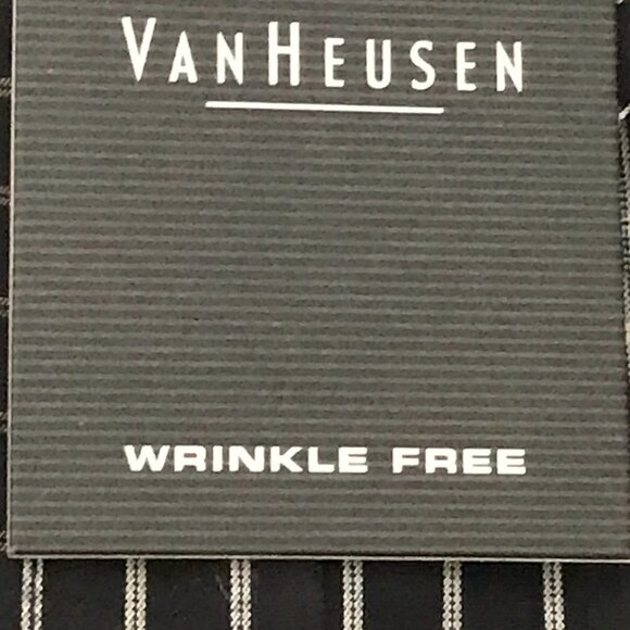 NWT - Van Heusen Wrinkle Free Plaid Long Sleeve Shirt - Picture 4 of 11